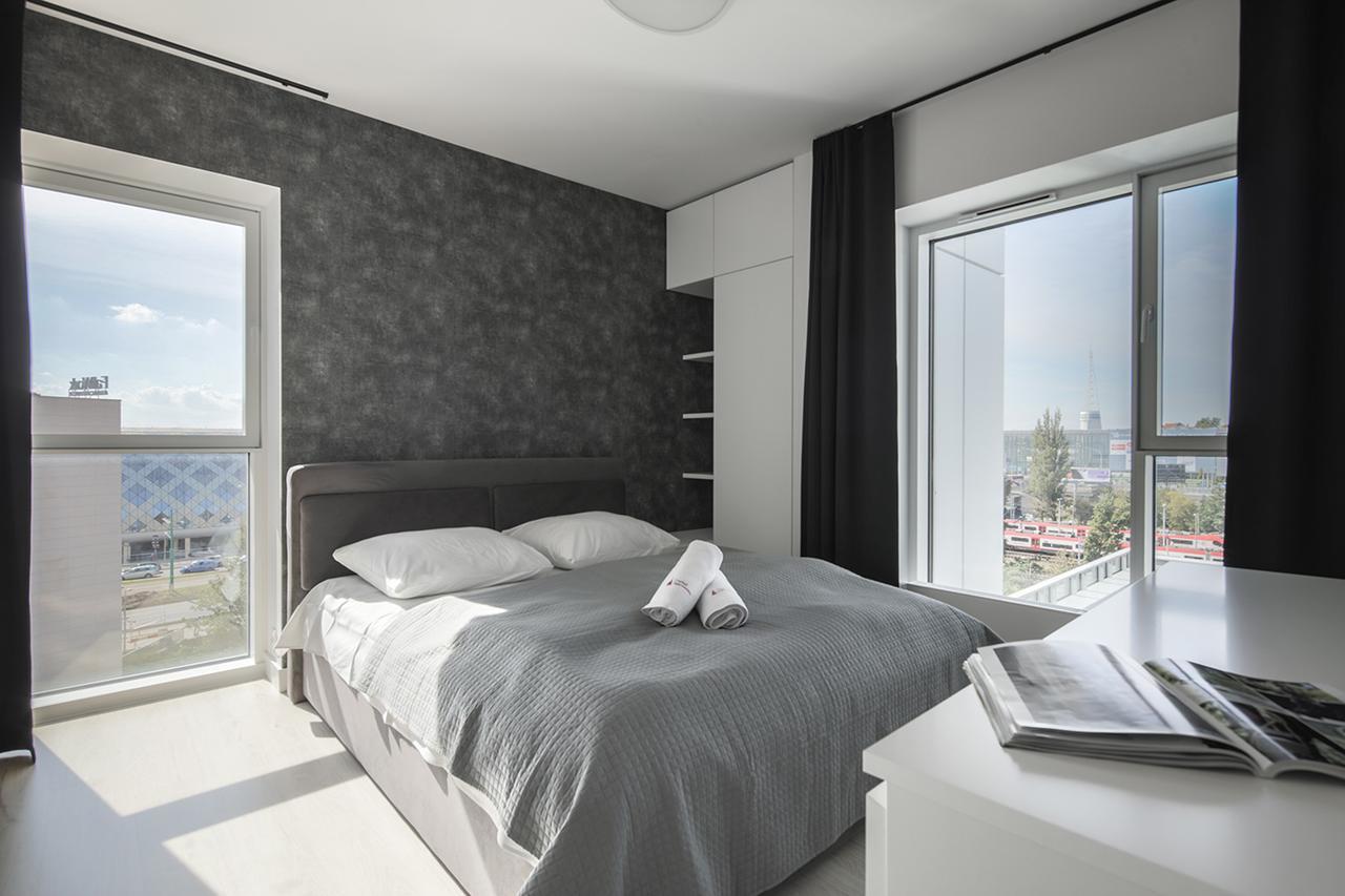 Capital Apartments - Towarowa พอซนาน ภายนอก รูปภาพ