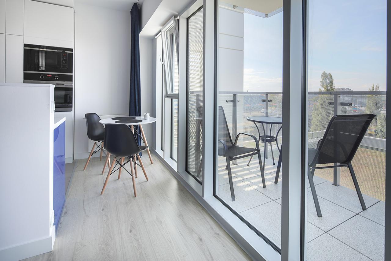 Capital Apartments - Towarowa พอซนาน ภายนอก รูปภาพ