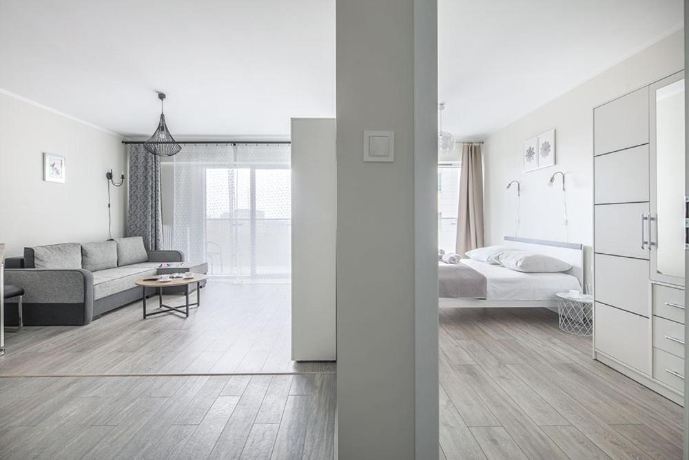 Capital Apartments - Towarowa พอซนาน ภายนอก รูปภาพ