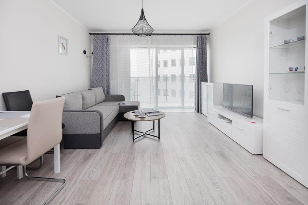 Capital Apartments - Towarowa พอซนาน ภายนอก รูปภาพ